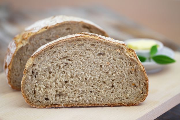 Altes Brot gegen Schwielen