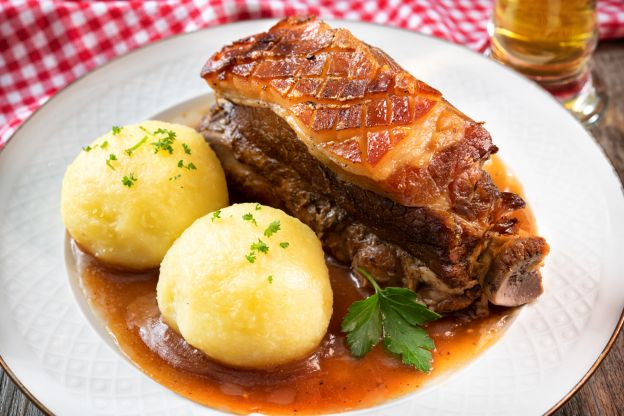 1. Krustenbraten mit Kartoffelklößen