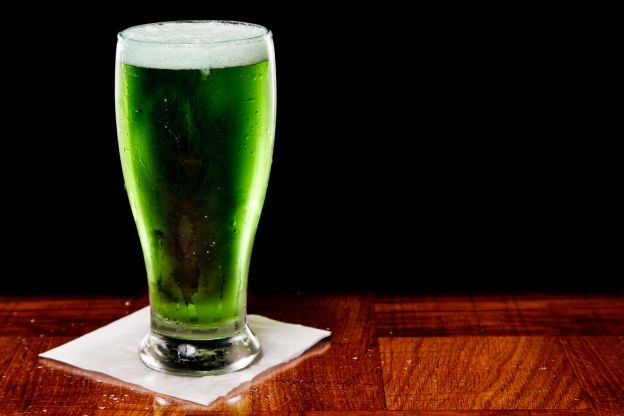 Grünes Bier