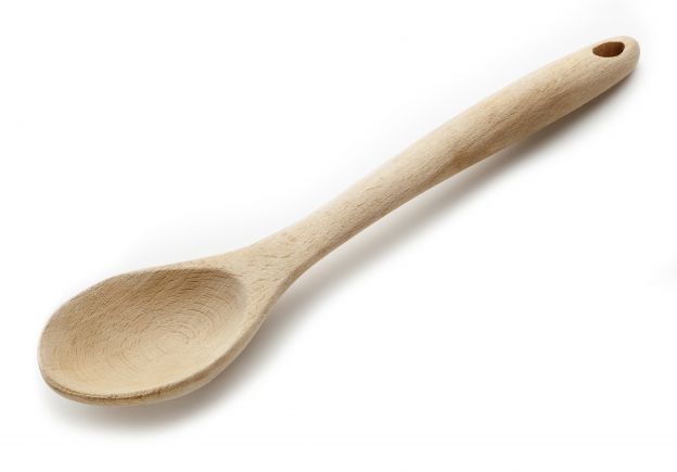 4. Kein Plastik in die Pfanne - Kochlöffel aus Holz nutzen!