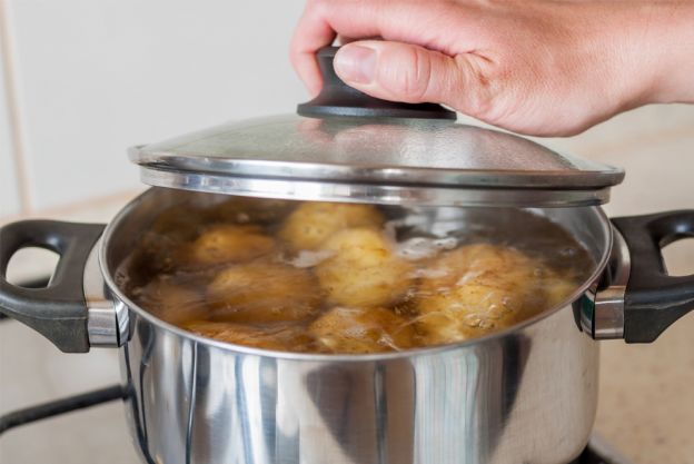 1. Schritt: Kartoffeln kochen