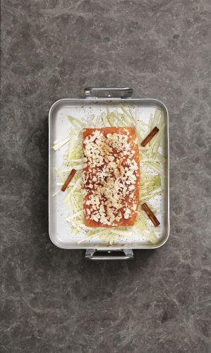 Lachs gebacken mit Mandeln, Zimt und Fenchel