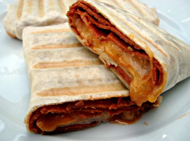 92. Gegrillte Burrito-Pizza
