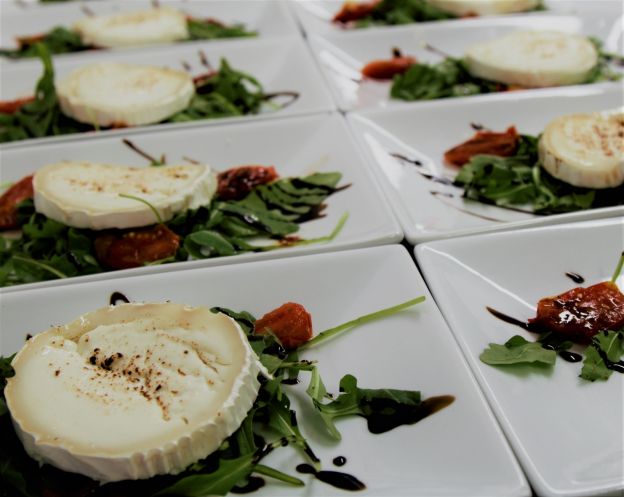 11) käse