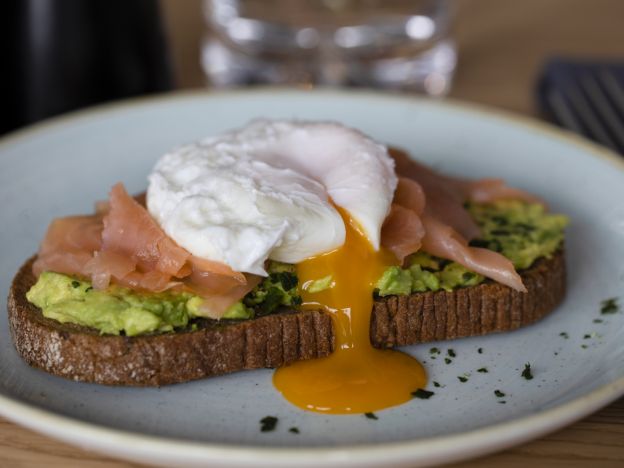 Lachs und Avocado
