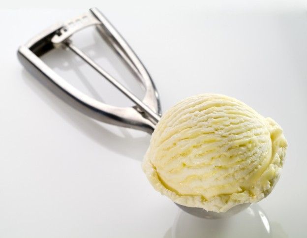 Bereitet Eiskugeln vorher vor
