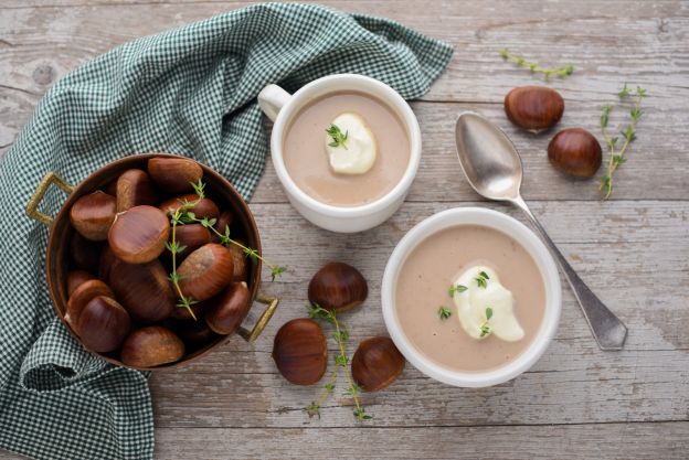 Vorspeise Menü 1: Maronensuppe