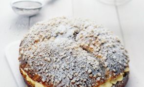 Tarte Tropézienne: Fluffig-cremiger Sahnekuchen aus Saint-Tropez