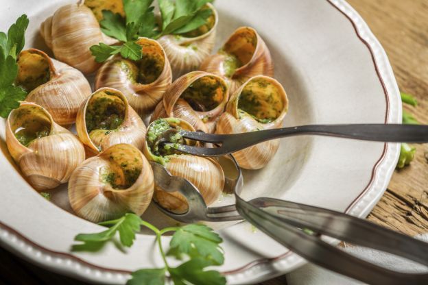 6 Escargots (gefüllte Weinbergschnecken)