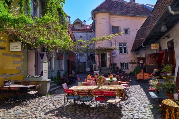 8: Tallinn - Tradition und Moderne in einem 