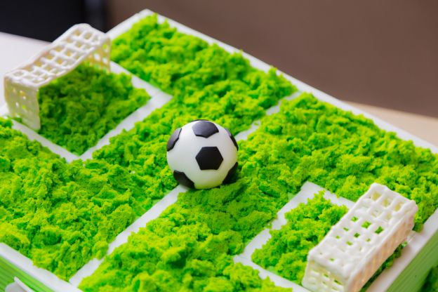 Kuchen in Stadionform