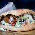 Gyros Pita mit Tsatsiki in Griechenland