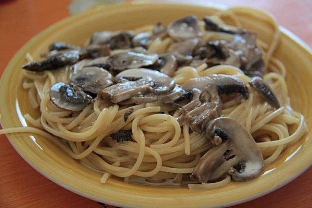 Spaghettis mit Champignonsauce