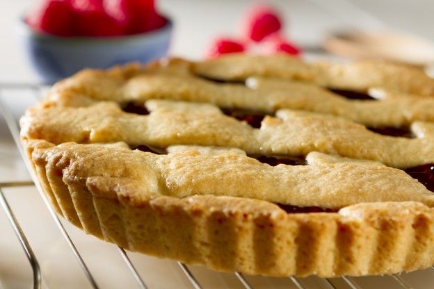 Linzertorte mit Himbeeren