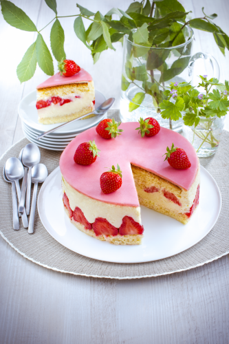 Erdbeer-Sahne-Torte
