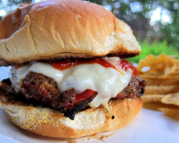 75. Pizzaburger