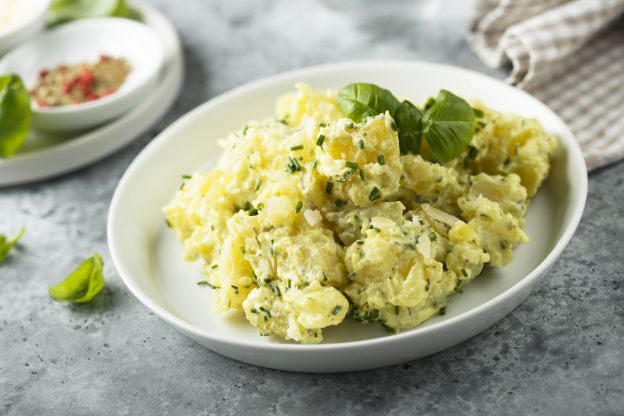 Kartoffelsalat mit Mayonnaise