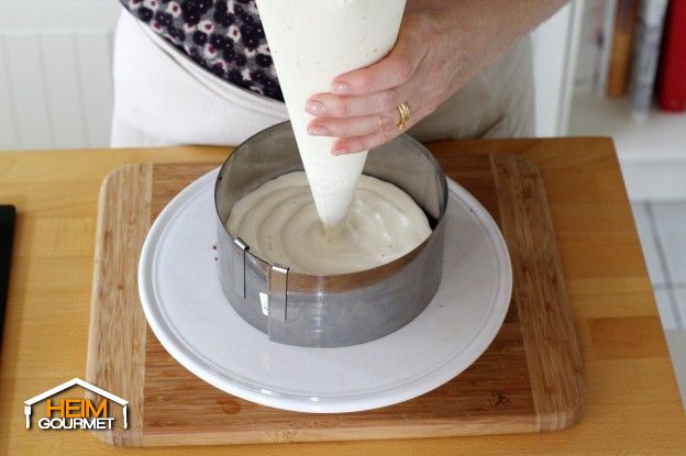 Mit der Ganache bedecken