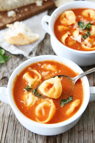 Tortellini in Tomatensuppe