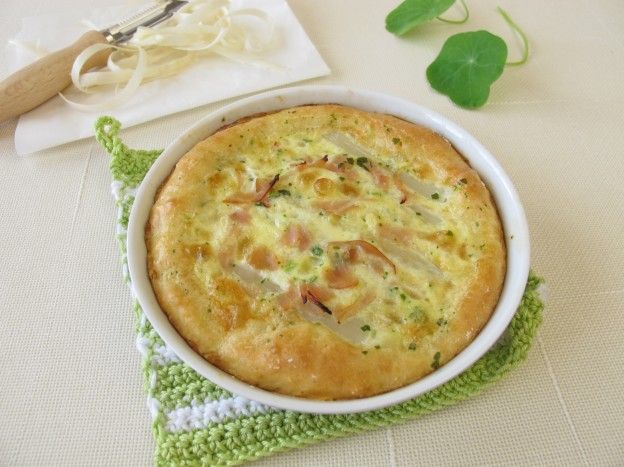 Quiche mit Spargel und Schinken