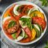 Bunter Caprese-Salat mit alten Tomatensorten