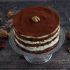 Tiramisu-Torte mit Walnüssen und Schokolade