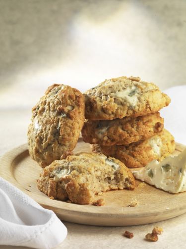 Cookies mit Roquefort und Walnüssen