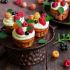 Bunte Beeren Cupcakes