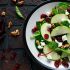 Zwischengang: Apfelsalat mit Nüssen und Cranberries