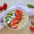 Frühstücks Smoothie Bowl mit Erdbeeren und Banane