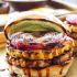 Teriyaki Truthahn-Burger mit gegrillter Ananas und Zwiebel