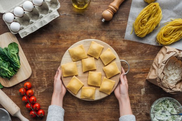 Ravioli mit Mangold-Ricotta-Füllung