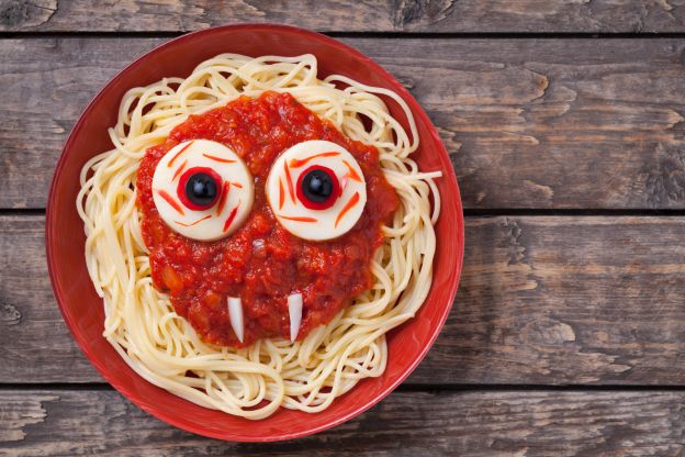 Blutiger Spaghetti-Vampir