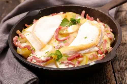 Perfekter Schmaus für den Tag nach dem Raclette: Bratkartoffeln mit ...