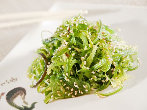Asiatisch: Wakame-Salat mit Sesam