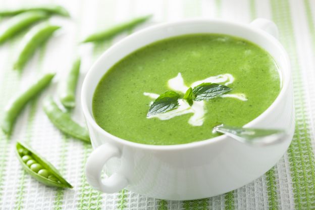 Kalte Erbsensuppe