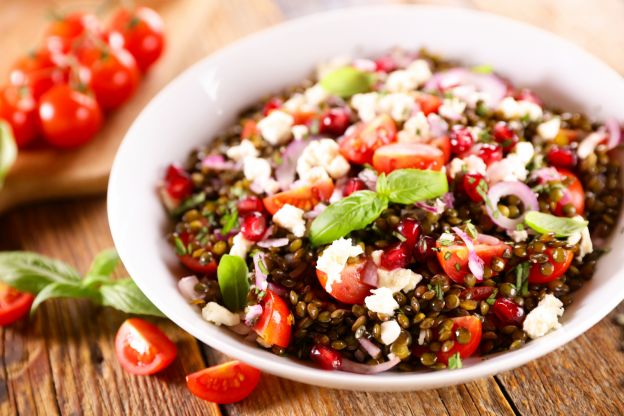 Linsensalat mit Hirtenkäse