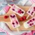 Himbeer-Vanille-Eis am Stiel