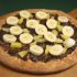 Pizza mit Banane und Nutella