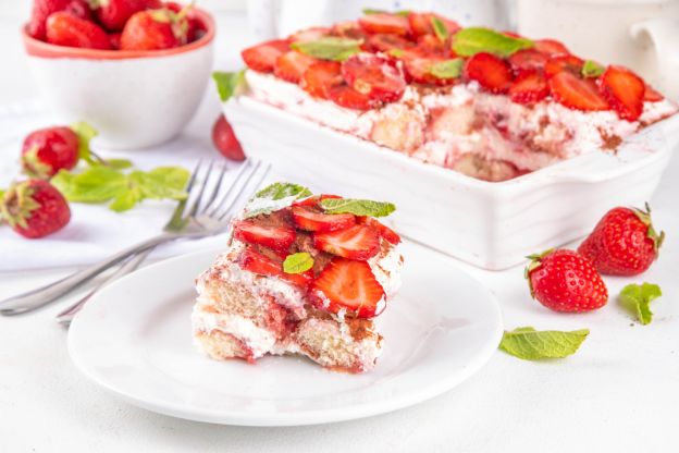 Joghurt-Tiramius mit Erdbeeren