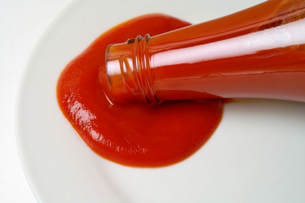 Kupfer reinigen mit Ketchup