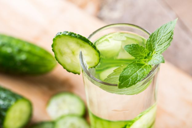 Gurken-Minz Detox Wasser