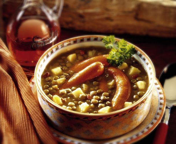 Linsensuppe wie aus der Lindenstraße