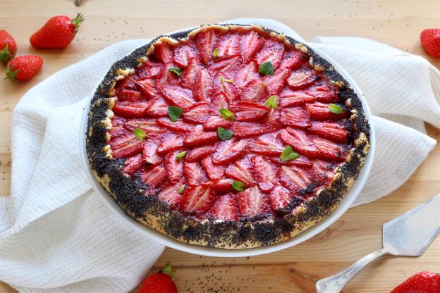 Rustikal-französische Erdbeer-Tarte