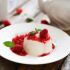 Panna Cotta mit Himbeeren