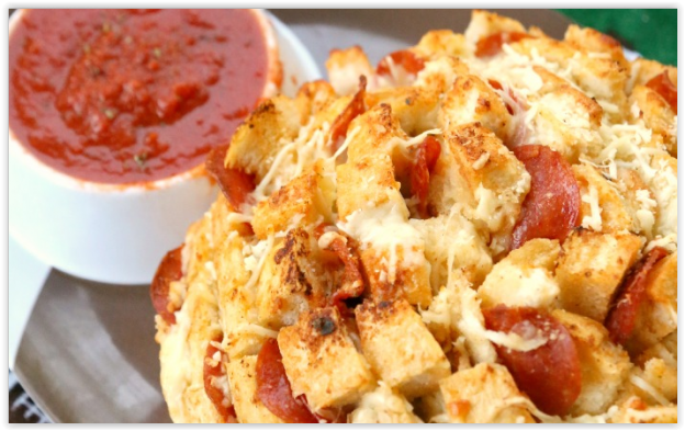 69. Pizzazupfbrot mit Mozzarella und Salami