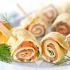 Pfannkuchenröllchen mit Lachs