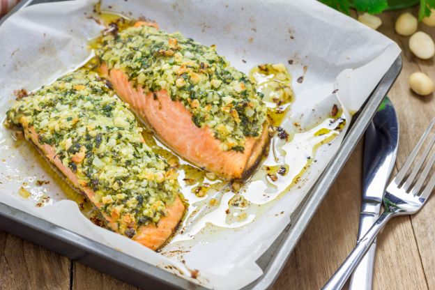 Lachs mit Macadamia-Koriander-Kruste