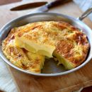 Omelette auf Spanisch: Tortilla mit Kartoffeln und Ei