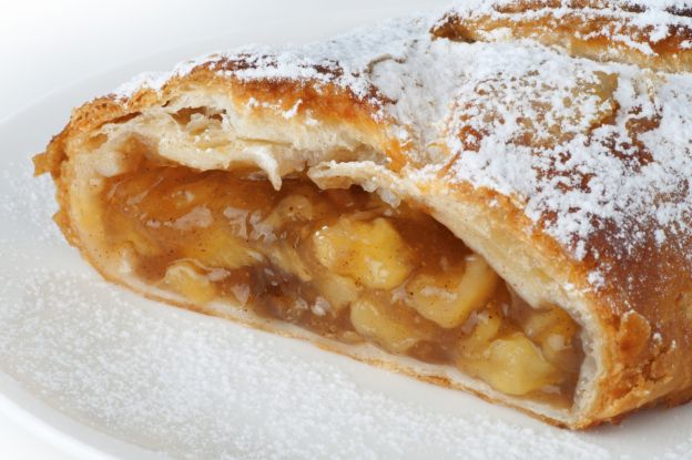 Apfelstrudel, einfach und schmackhaft